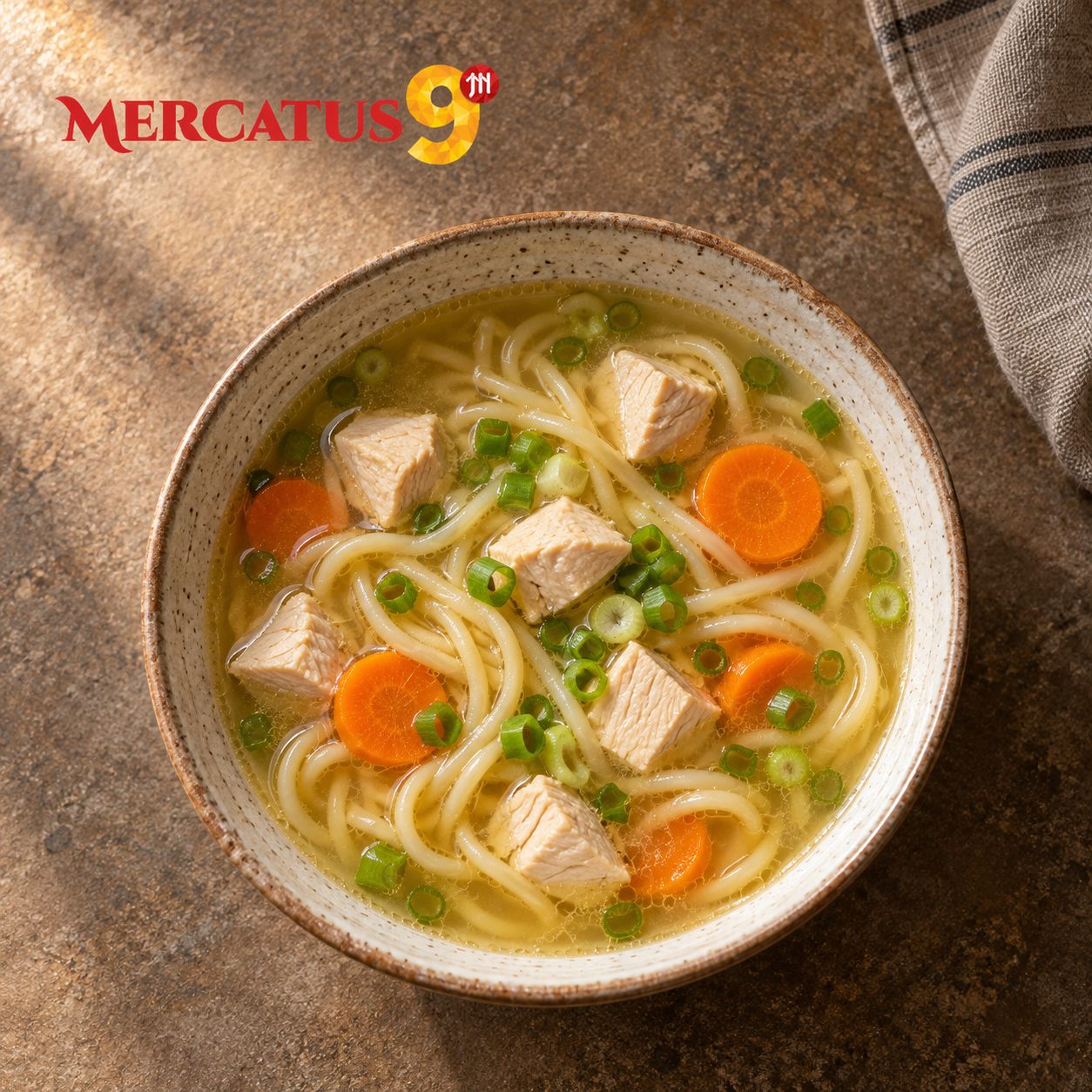 TOTOLE TIANTIANWANG SAZONADOR SABOR POLLO EN LATA 900G — Sopa reconfortante de pollo y fideos